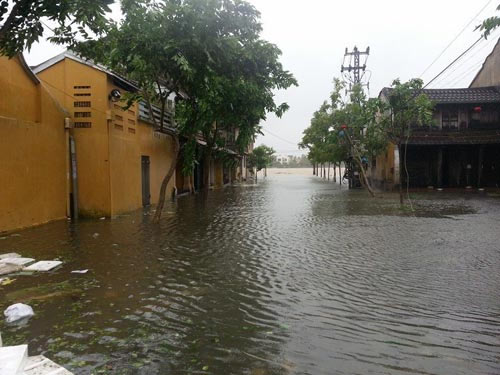 Quảng Nam: 6 người chết và mất tích do bão - 1