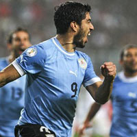 Bóng đá - Uruguay – Argentina: Liên tục “bắn phá”