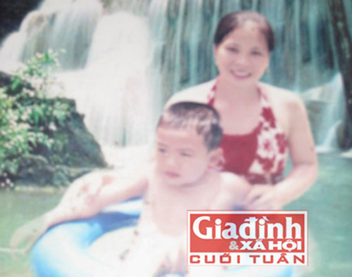 "Người phụ nữ tóc trăn" mơ được giải thoát - 3