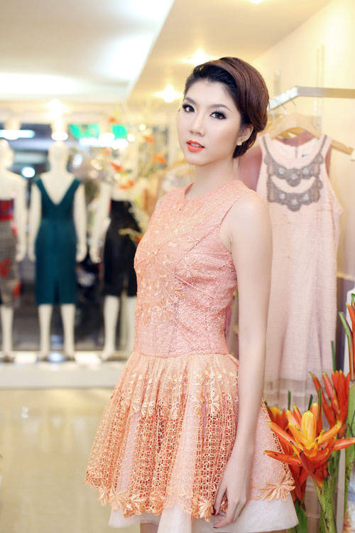 Các mẫu váy xòe liền thân đẹp không thể thiếu trong tủ đồ 2021 | ELLY - TOP  10 Thương Hiệu Nổi Tiếng Việt Nam
