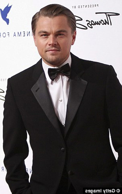 Chàng Jack của Titanic vẫn hút "chân dài" - 3