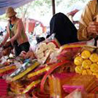 Tin tức trong ngày - Bỏ cấm rắc, rải vàng mã trong tang lễ?