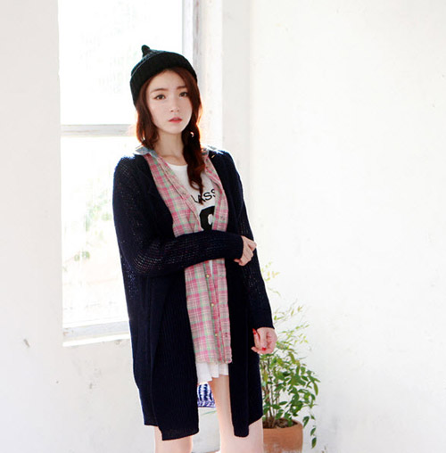 Khéo mix đồ cho áo len thêm cá tính - 17