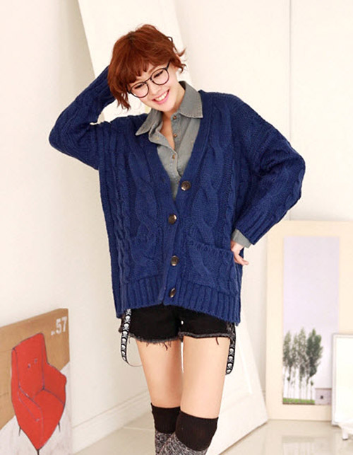 Khéo mix đồ cho áo len thêm cá tính - 4