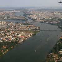 Đỉnh triều trên sông Sài Gòn vượt báo động 3