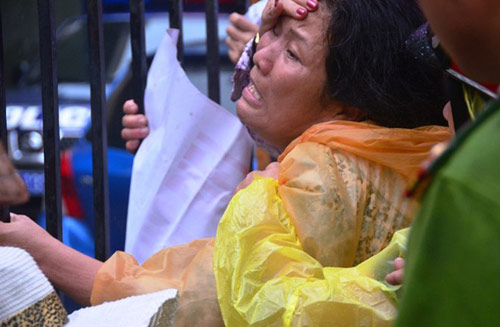 Chủ nợ siêu lừa khóc dưới mưa ngày tuyên án - 6