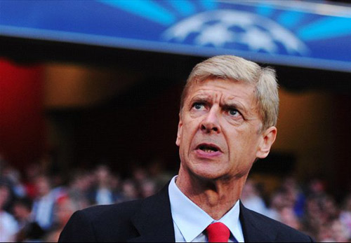 HLV Wenger đồng ý gia hạn HĐ với Arsenal - 1