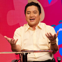  - Chí Trung hồi hộp ngồi "ghế nóng"