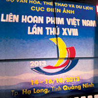 Giáo dục - du học - HS phải xem phim người lớn để hưởng ứng liên hoan phim