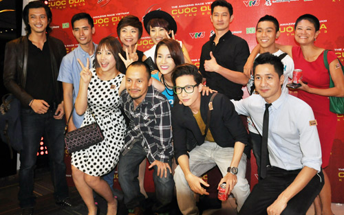 Diệp Lâm Anh một mình nhận giải 300 triệu - 2