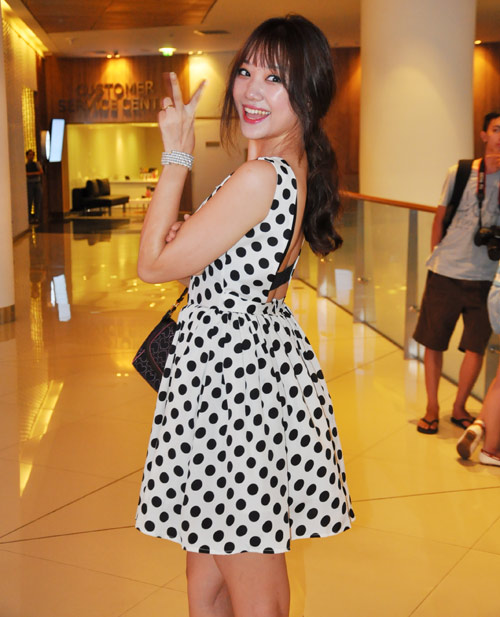 Diệp Lâm Anh một mình nhận giải 300 triệu - 11