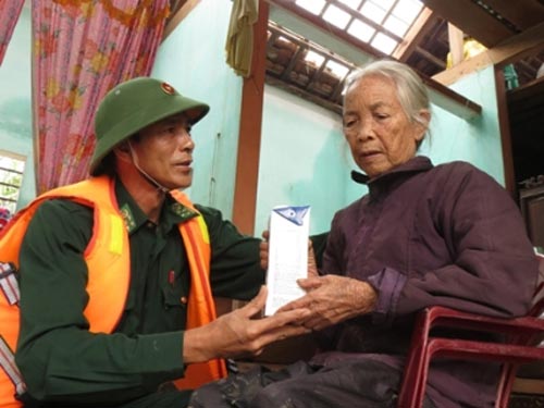 Rưng rức tình người nơi bão đi qua - 2