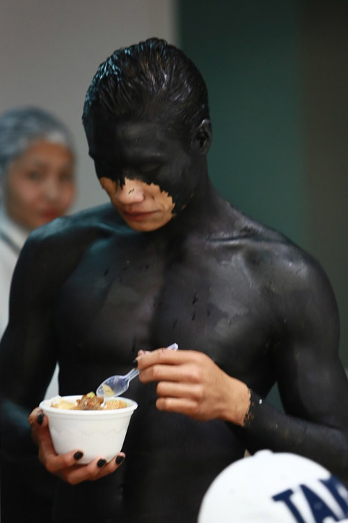 Giật mình vì những "hòn than di động" - 18