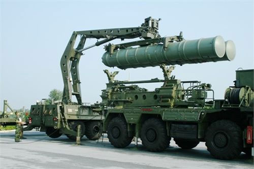 Trumpeter 09520 135 Mô Hình Hệ Thống Tên Lửa Russian S300V 9A84 SAM