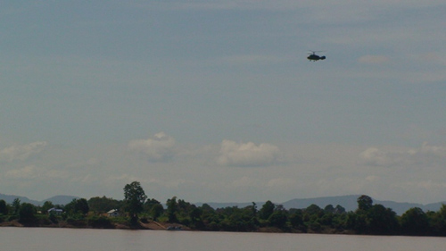 Vụ máy bay rơi ở Lào: Đã tìm thấy 40 thi thể - 1