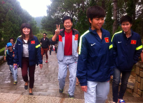 Quên 20/10, ĐT nữ VN rèn quân vì SEA Games - 5