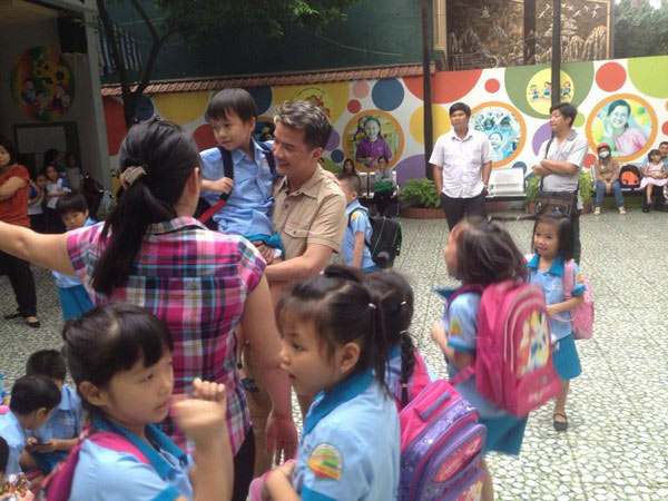 Những ông bố cưng chiều con nhất Vbiz - 11