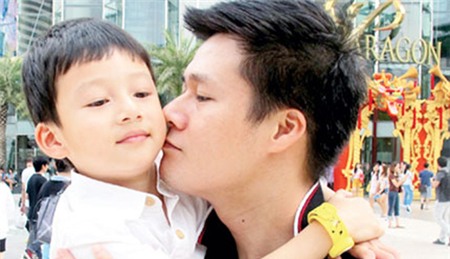 Những ông bố cưng chiều con nhất Vbiz - 6