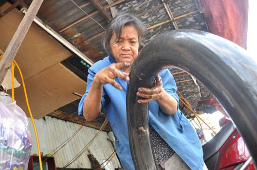 Những phụ nữ Sài Gòn làm việc của đàn ông - 7