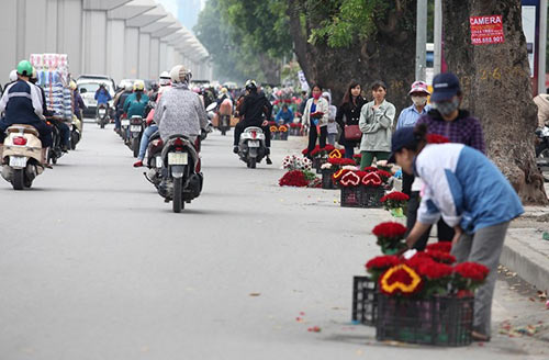 Quà tặng 20/10 giảm giá vẫn khó bán - 2