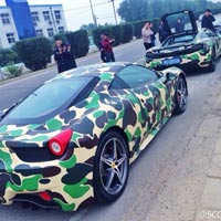 Ô tô - Xe máy - McLaren 12C và Ferrari 458 Italia “độ” màu rằn ri