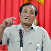 Bóng đá - Lừa… nhà nước