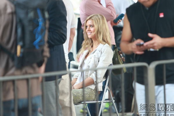 Lý Băng Băng cực ngầu trong Transformers 4 - 2