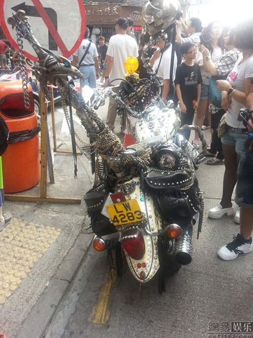 Lý Băng Băng cực ngầu trong Transformers 4 - 10