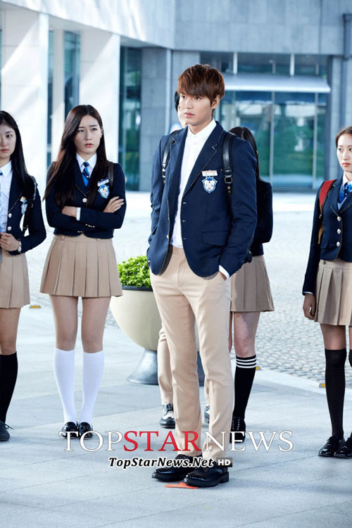 Lee Min Ho hóa nam sinh cấp 3 - 8