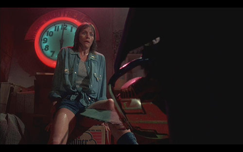 Trailer phim: The Texas Chainsaw Massacre 2 - 2