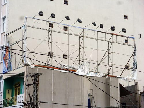 Đà Nẵng: Bão số 11 làm "lộ" nhiều trách nhiệm! - 3