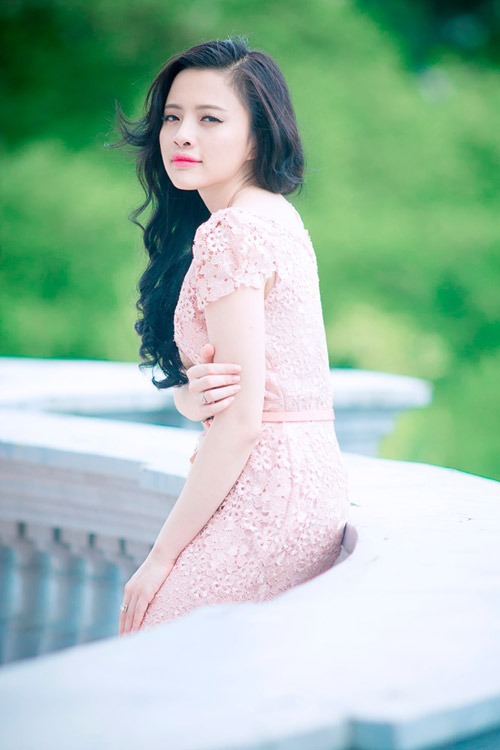 Ngọc Linh xinh tươi với sắc hồng - 3