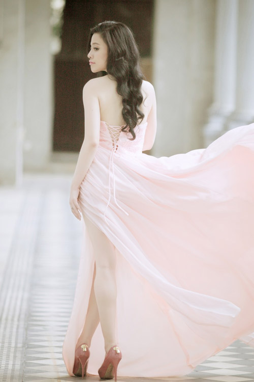 Ngọc Linh xinh tươi với sắc hồng - 7