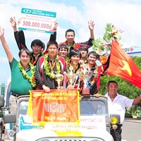 Thể thao - Chi 50 tỷ đoạt vô địch bóng chuyền