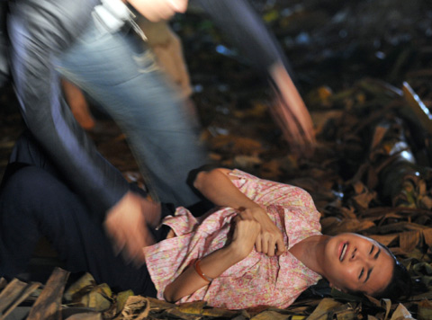 5 cảnh uất nghẹn của kiều nữ Việt - 2