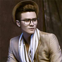 Xu hướng thời trang - Vĩnh Thụy cực "chất" bên xe cổ