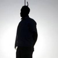 Tin tức trong ngày - Giám đốc Trung tâm quỹ đất treo cổ tại nhà