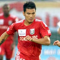 Bóng đá - Thị trường chuyển nhượng: Sôi động phía Nam