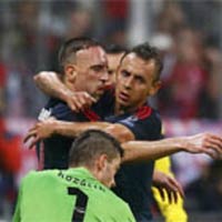 Bóng đá - Bayern - Plzen: Tuyến giữa bùng nổ