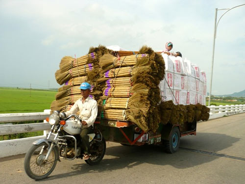 Xe thồ hàng lút mặt tài xế chỉ có ở miền Tây - 5