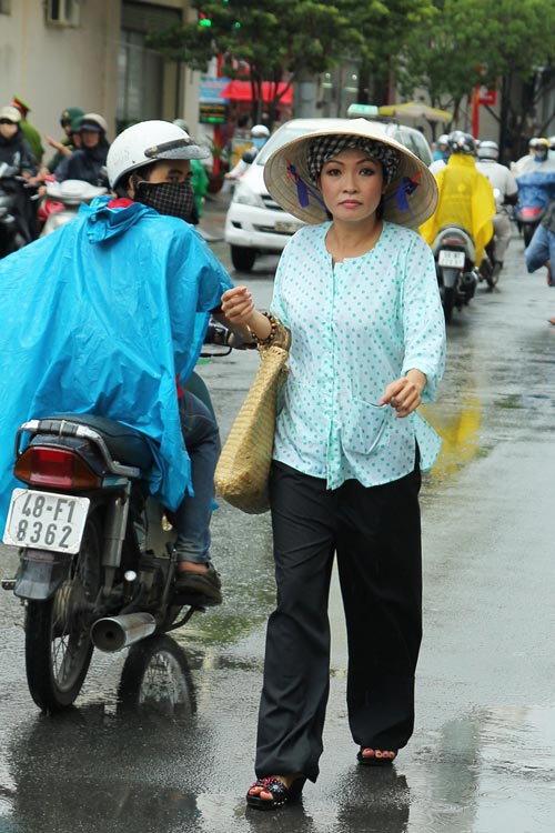 Mỹ nhân, tài tử Việt hóa “hai lúa” - 5