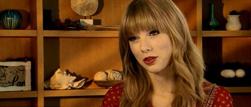 Taylor Swift hát về Quán quân Anh quốc - 1