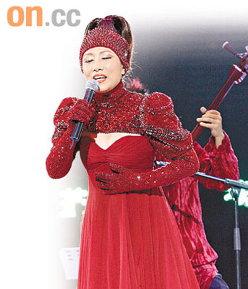 Choáng vì độ ăn chơi của sao già Hoa ngữ - 17