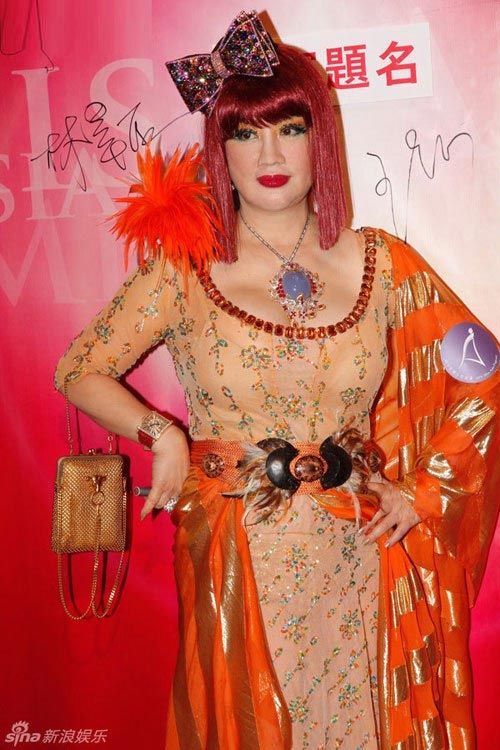 Choáng vì độ ăn chơi của sao già Hoa ngữ - 18