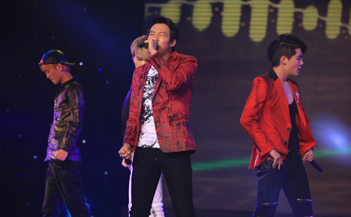 JYJ làm nức lòng fan - 5