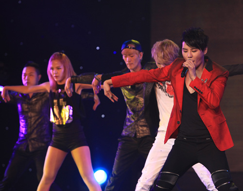 JYJ làm nức lòng fan - 7