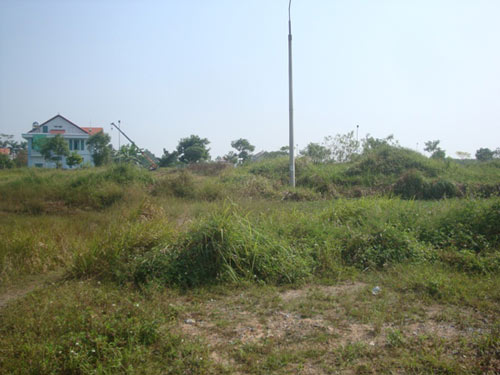 Đất liền kề, biệt thự giá bèo ở "đô thị ma" - 9