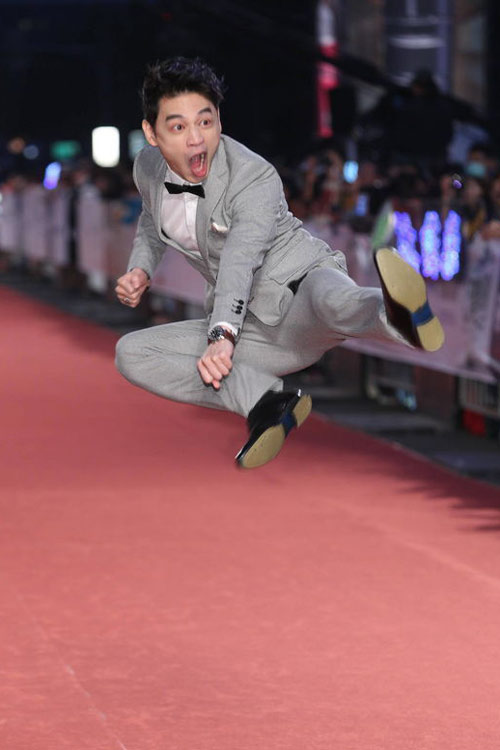 "Bấn loạn" vì vòng 1 của sao Đài - 7