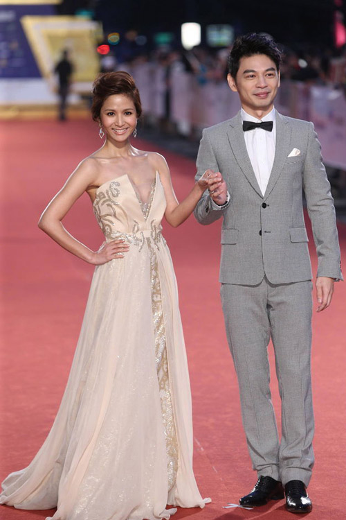 "Bấn loạn" vì vòng 1 của sao Đài - 6