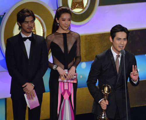 "Bấn loạn" vì vòng 1 của sao Đài - 11